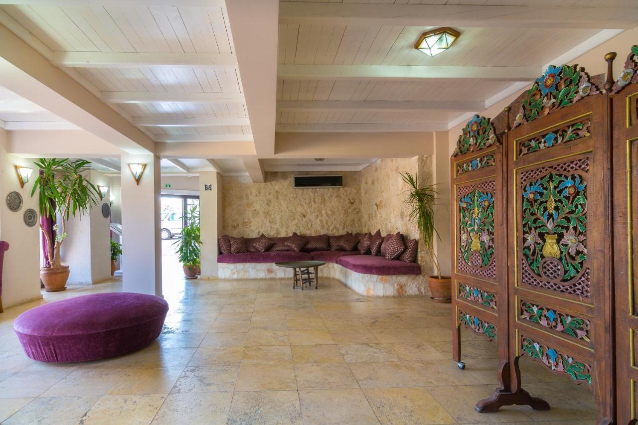 Oasis Hotel (Adults Only) Kalkan Exteriör bild